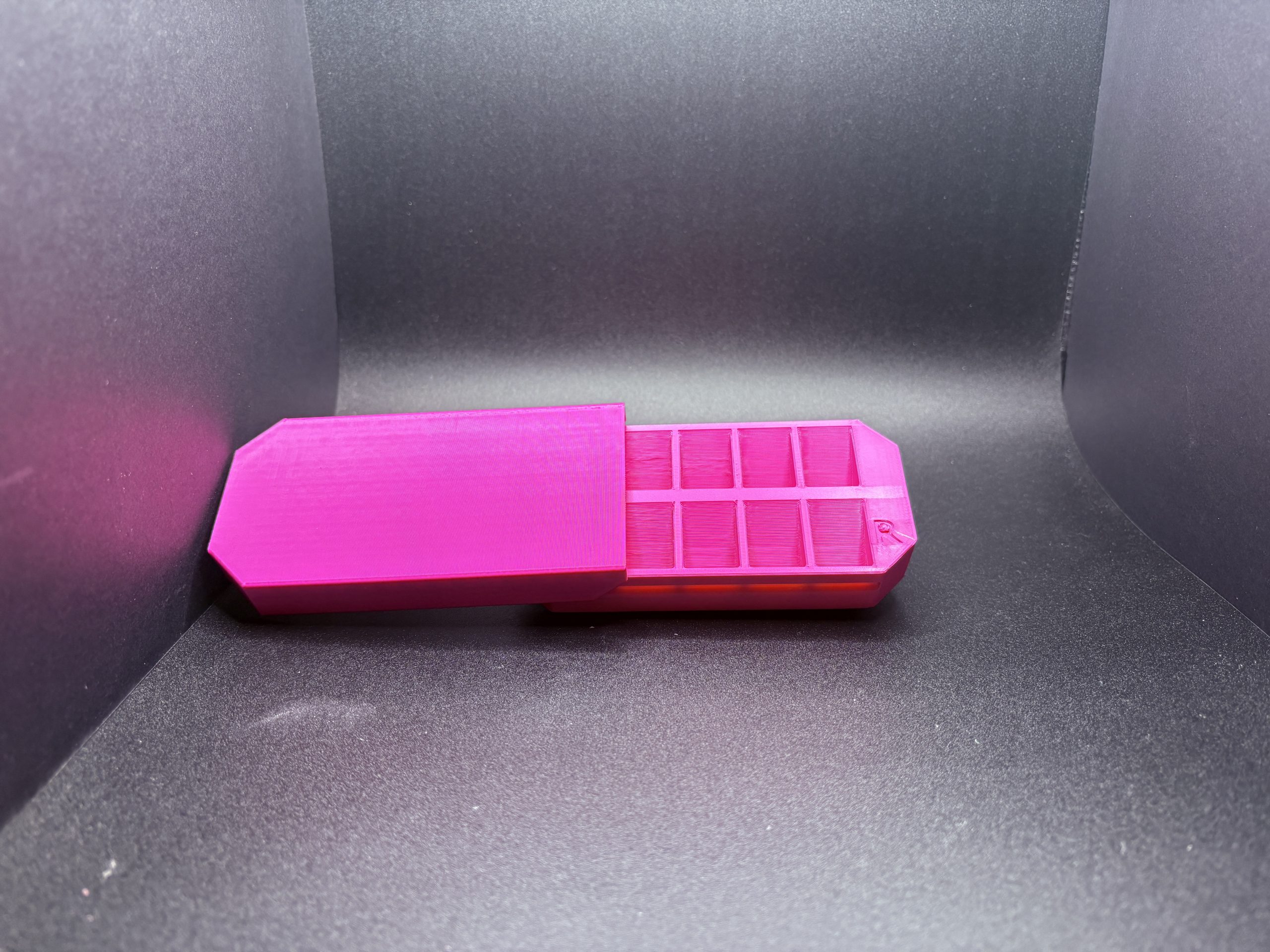 Nail Tip Storage Box With Lid - Image 6